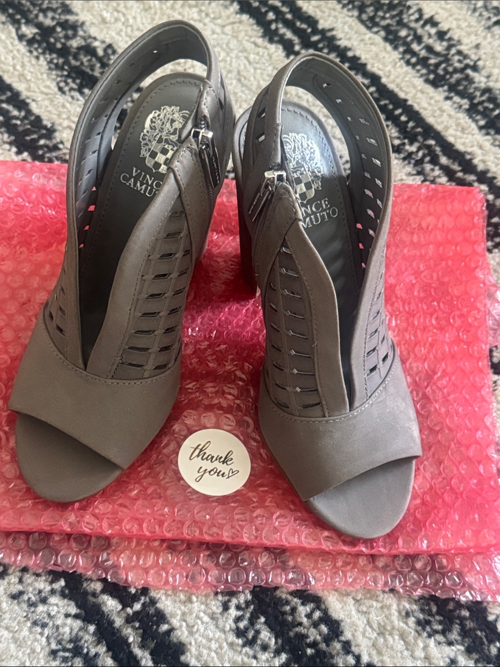 Vince Camuto authentic